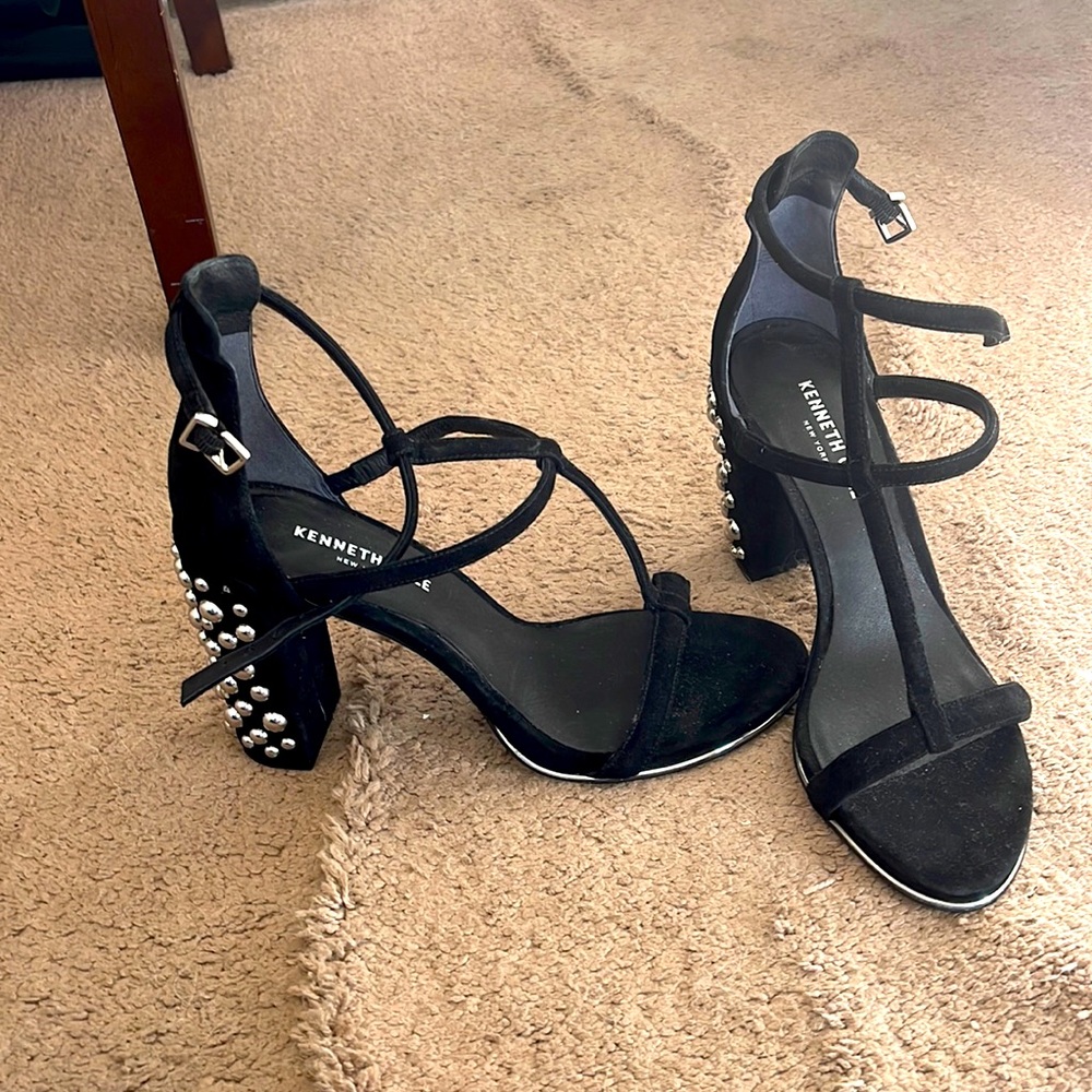 Kenneth Cole black stud heels